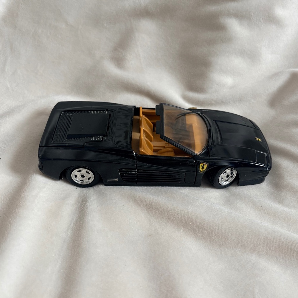 VINTAGE 1988 Revell Ferrari Testarossa assembled Model Kit 1/24 Scale - Black
